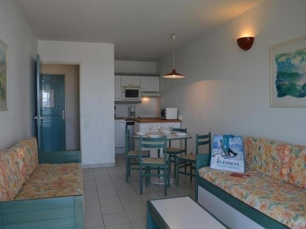 Frejus: Appt 2P, 5 Pers, Piscine, Plage A 150M, Parking, Animaux Ok - Fr-1-226A-357 מראה חיצוני תמונה