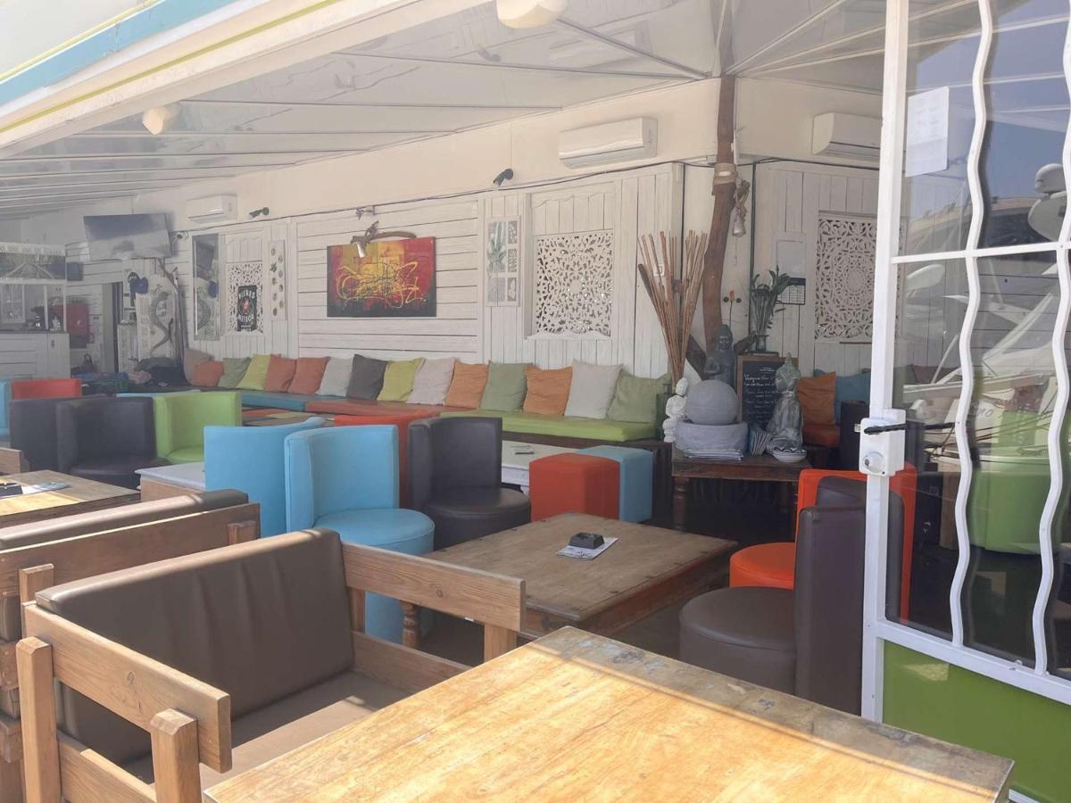 Frejus: Appt 2P, 5 Pers, Piscine, Plage A 150M, Parking, Animaux Ok - Fr-1-226A-357 מראה חיצוני תמונה